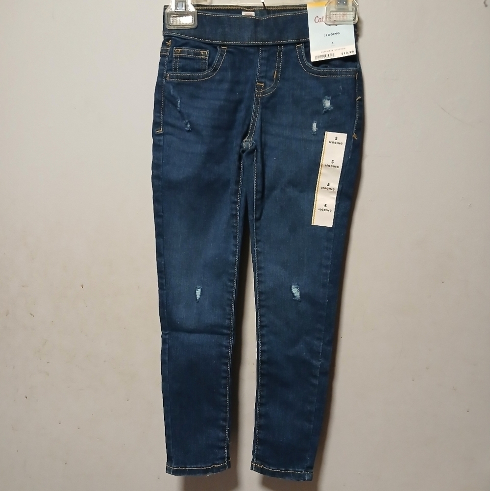 Cat & Jack NWT girls jeggins. Distressed. Size 5.